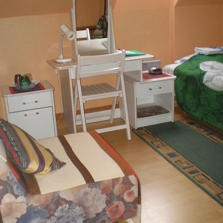 Jannseni Accommodation Pärnu Chambre photo