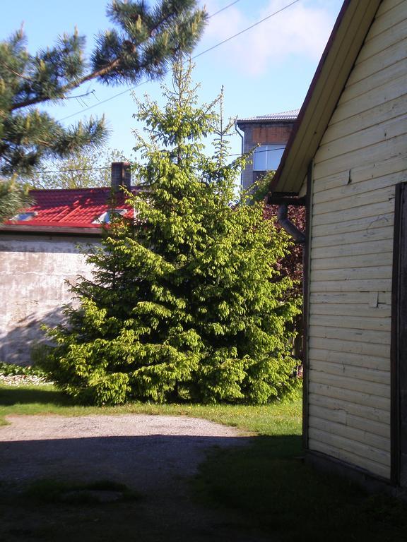 Jannseni Accommodation Pärnu Extérieur photo