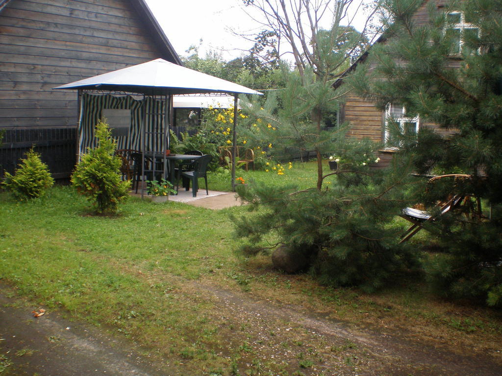 Jannseni Accommodation Pärnu Extérieur photo